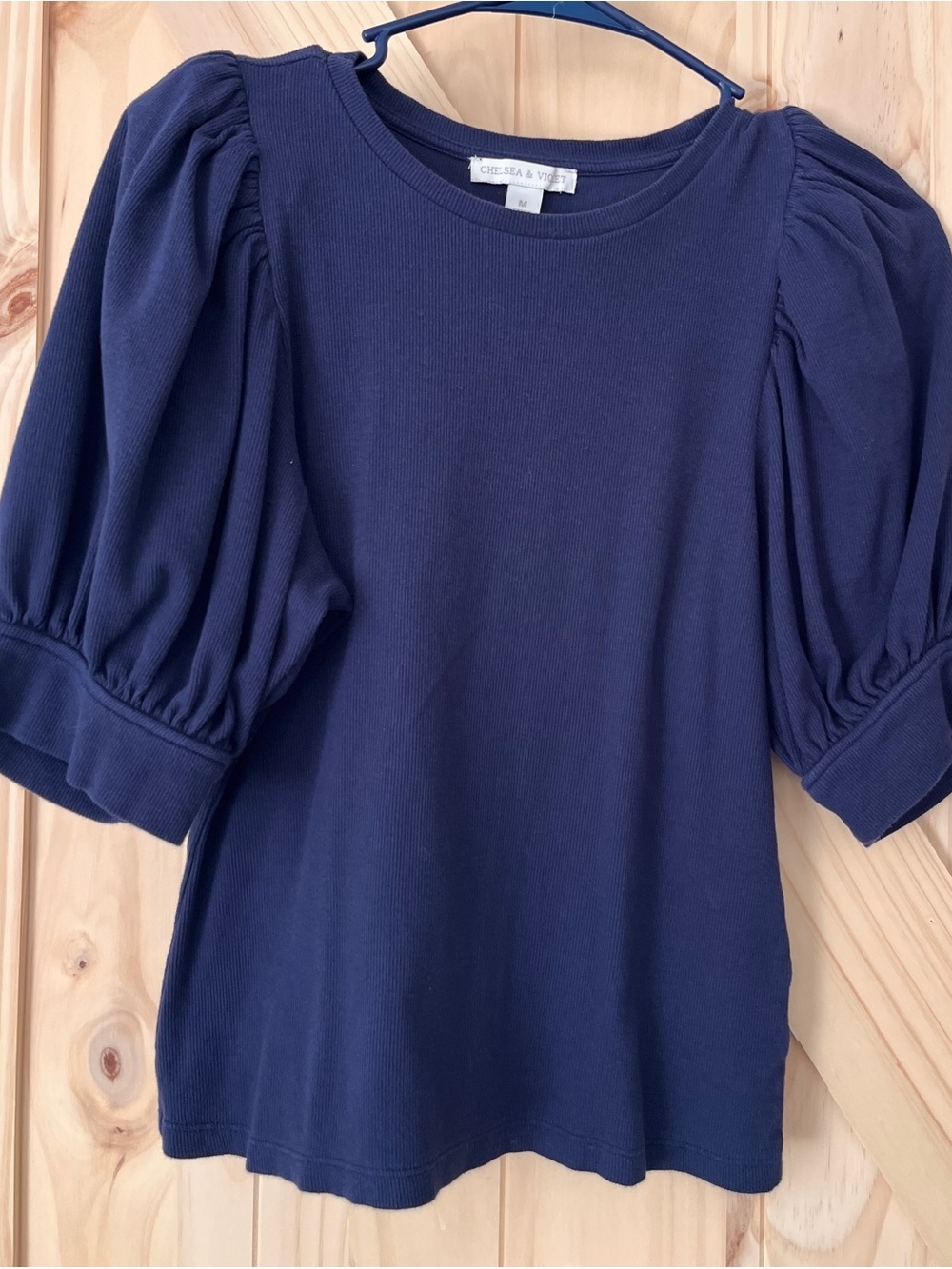 TITLE: Chelsea & Violet Navy Puff Sleeve Ribbed Teeshirt/Blouse Top M